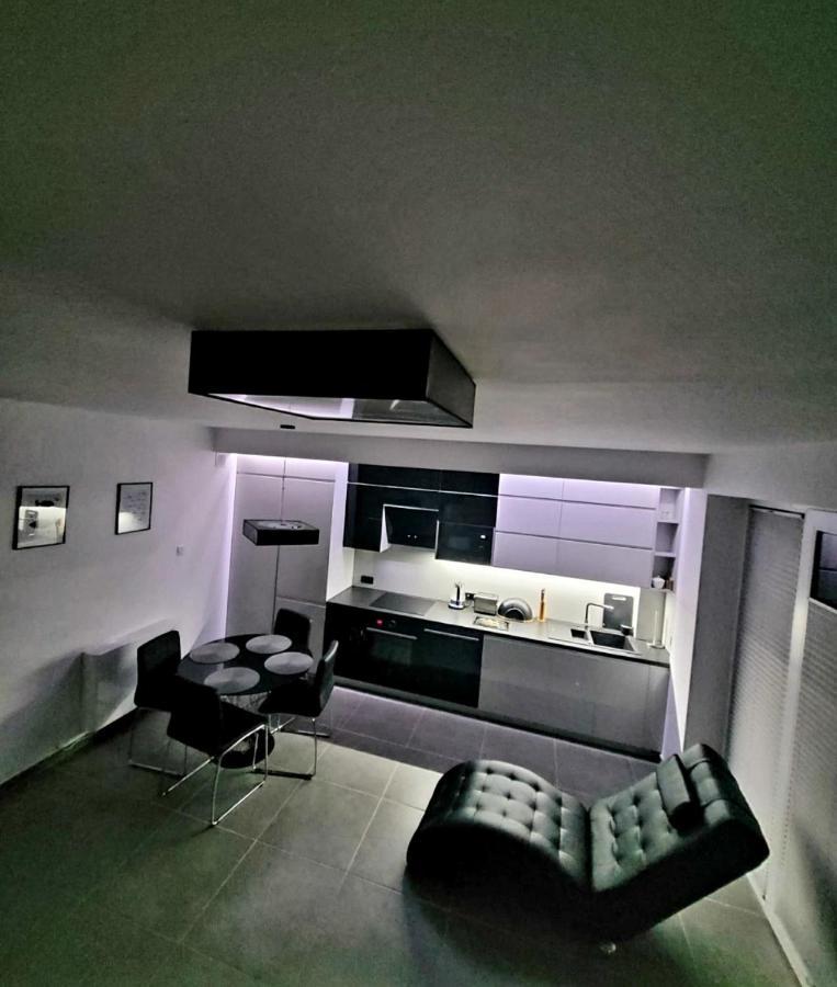 Apartament Amon Nr 5 Appartement Ujście-Darłowskie Buitenkant foto